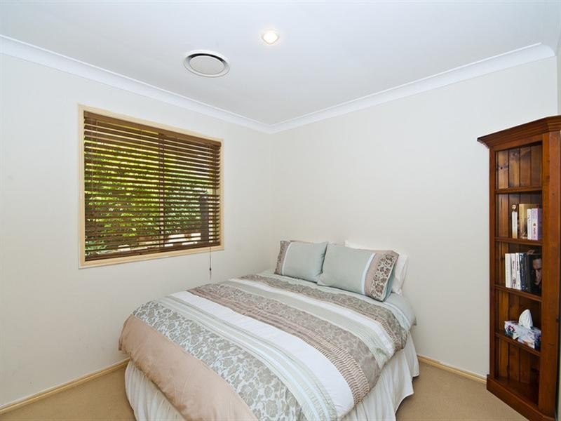 27 Forest Drive, Elanora QLD 4221