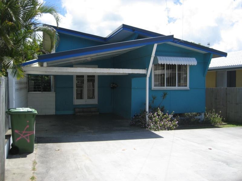 94 Cypress Terrace, Palm Beach QLD 4221