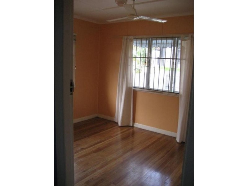 94 Cypress Terrace, Palm Beach QLD 4221