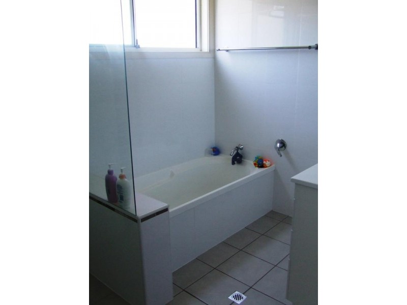 41 Doubleview Drive, Elanora QLD 4221