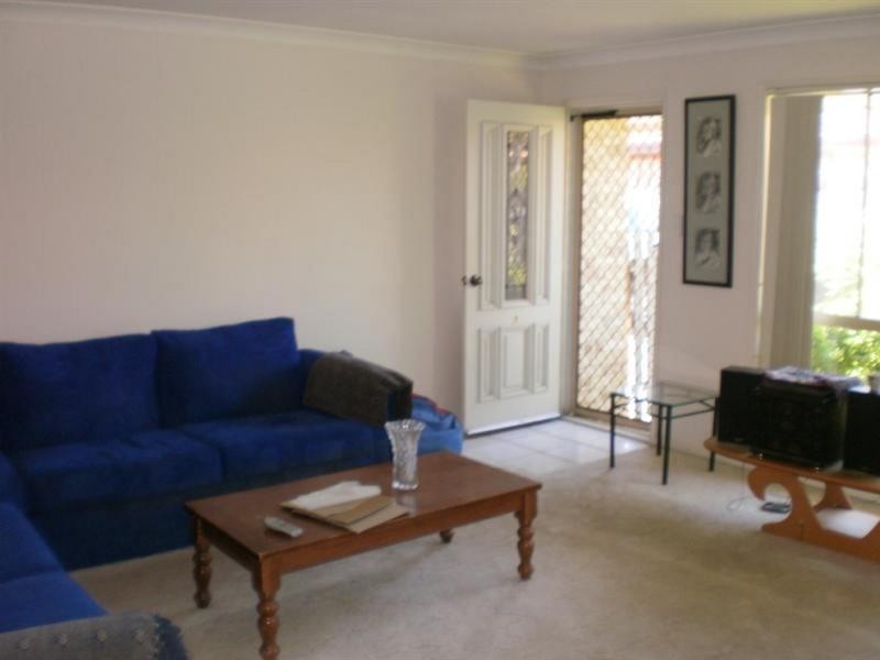 1/12 Gymea Crescent, Varsity Lakes QLD 4227