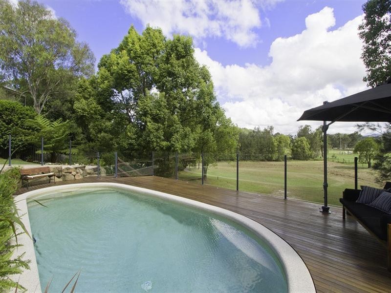 19 Nyoka Court, Elanora QLD 4221