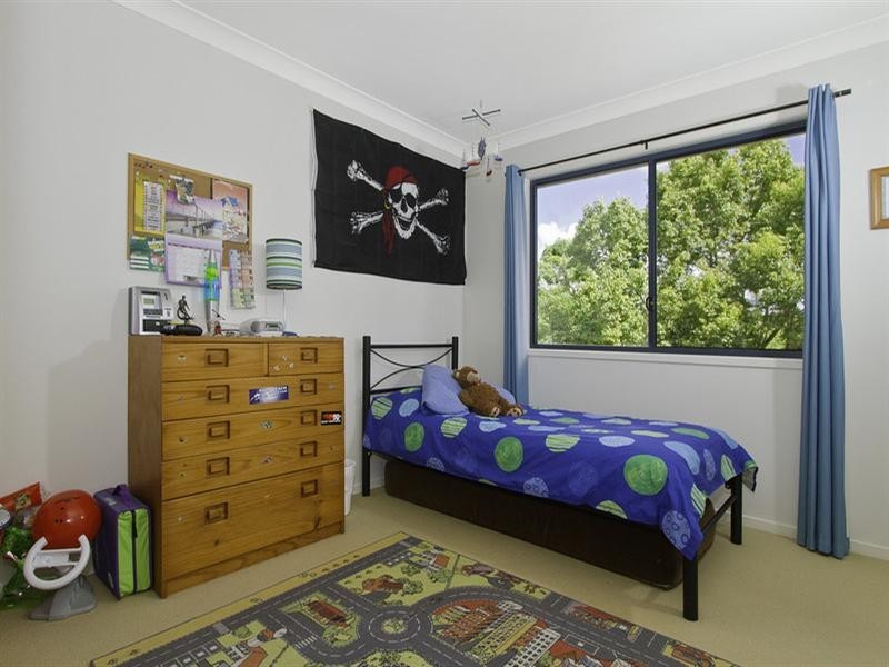 19 Nyoka Court, Elanora QLD 4221