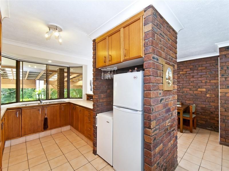 187 Simpsons Road, Elanora QLD 4221