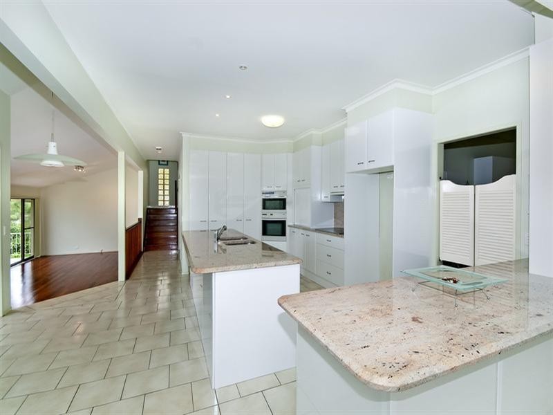 36 Doubleview Drive, Elanora QLD 4221