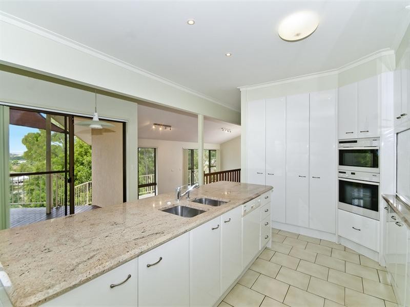36 Doubleview Drive, Elanora QLD 4221