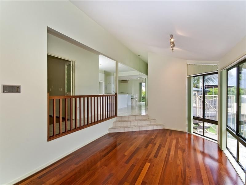 36 Doubleview Drive, Elanora QLD 4221