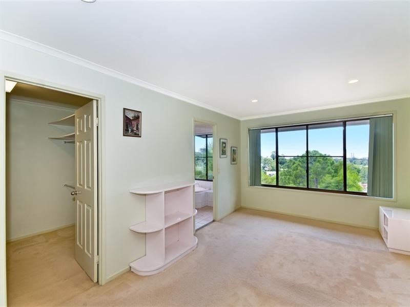 36 Doubleview Drive, Elanora QLD 4221