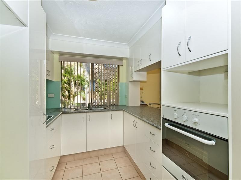 3/10 Twelfth Avenue, Palm Beach QLD 4221