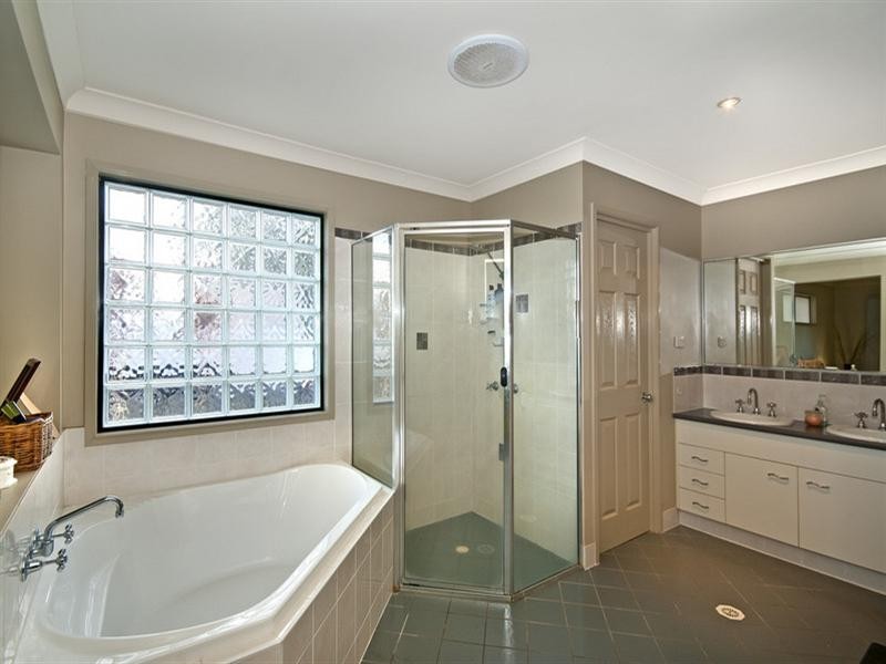 3 Casey Close, Currumbin Waters QLD 4223