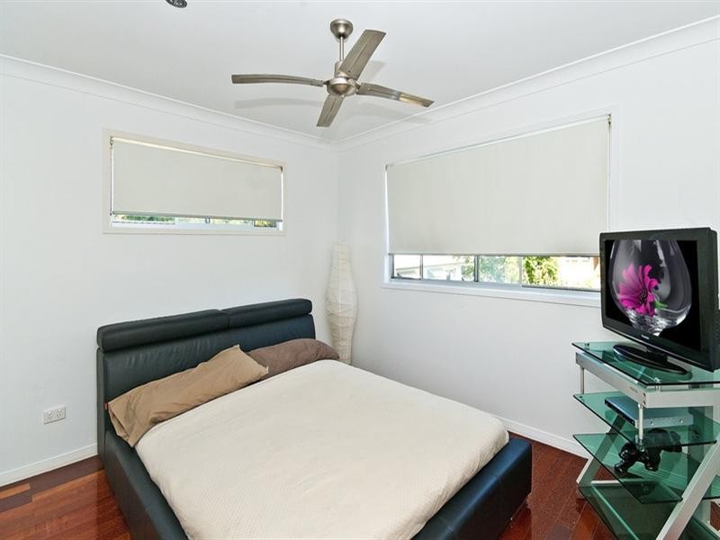 2/10 Fourteenth Avenue, Palm Beach QLD 4221