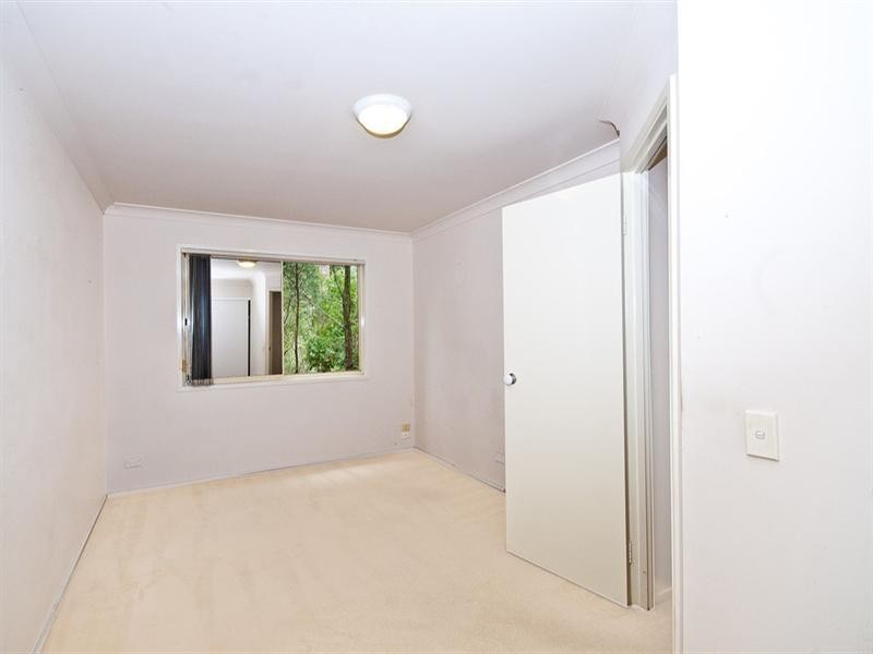 52/31 Simpsons Road, Elanora QLD 4221