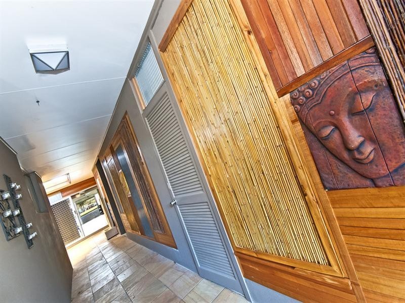 64 Parnki Parade, Palm Beach QLD 4221