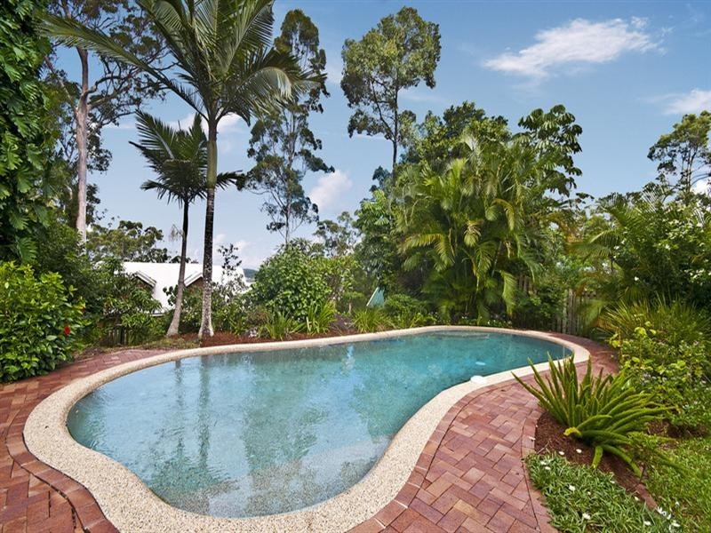 60 Simpsons Road, Currumbin Waters QLD 4223