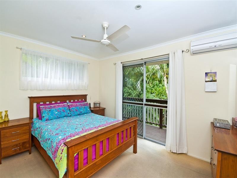 60 Simpsons Road, Currumbin Waters QLD 4223