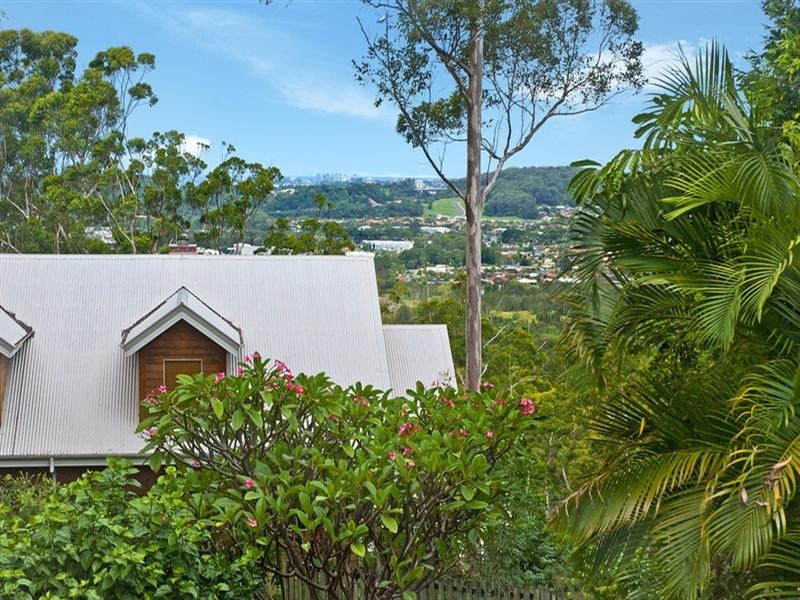 60 Simpsons Road, Currumbin Waters QLD 4223