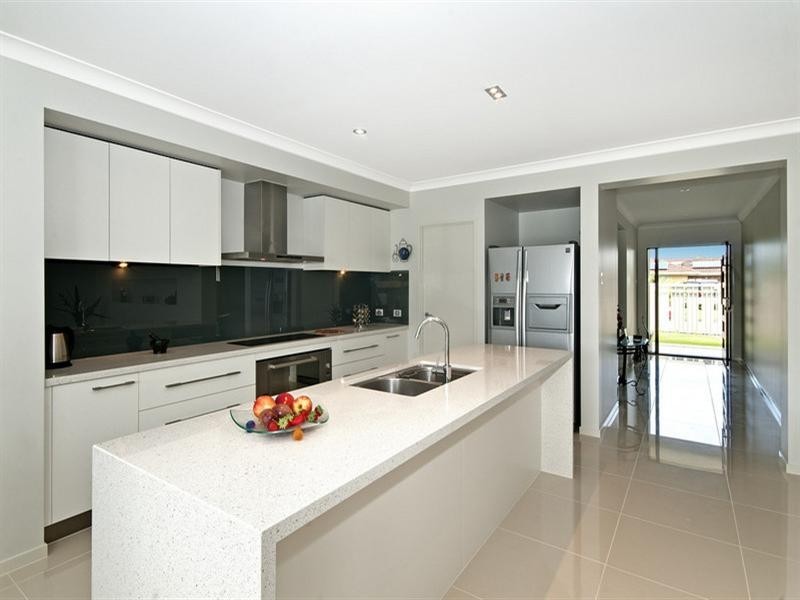 7 Marlin Court, Palm Beach QLD 4221