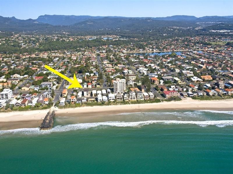 2/186 Jefferson Lane, Palm Beach QLD 4221