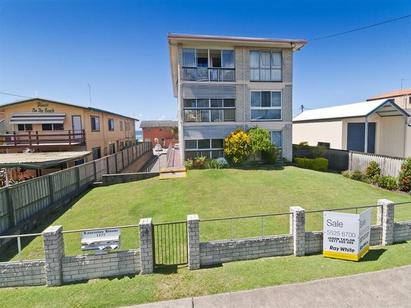 2/186 Jefferson Lane, Palm Beach QLD 4221