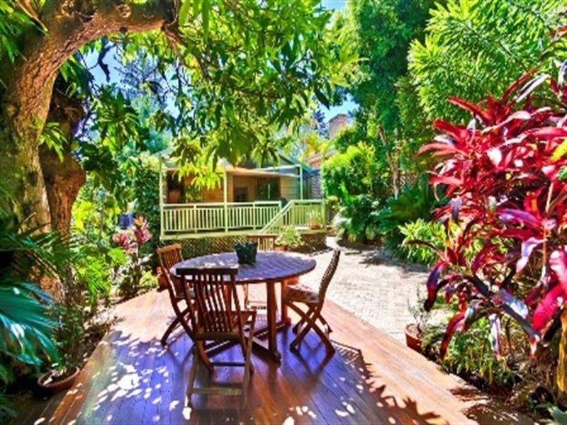 14 George Street East, Burleigh Heads QLD 4220