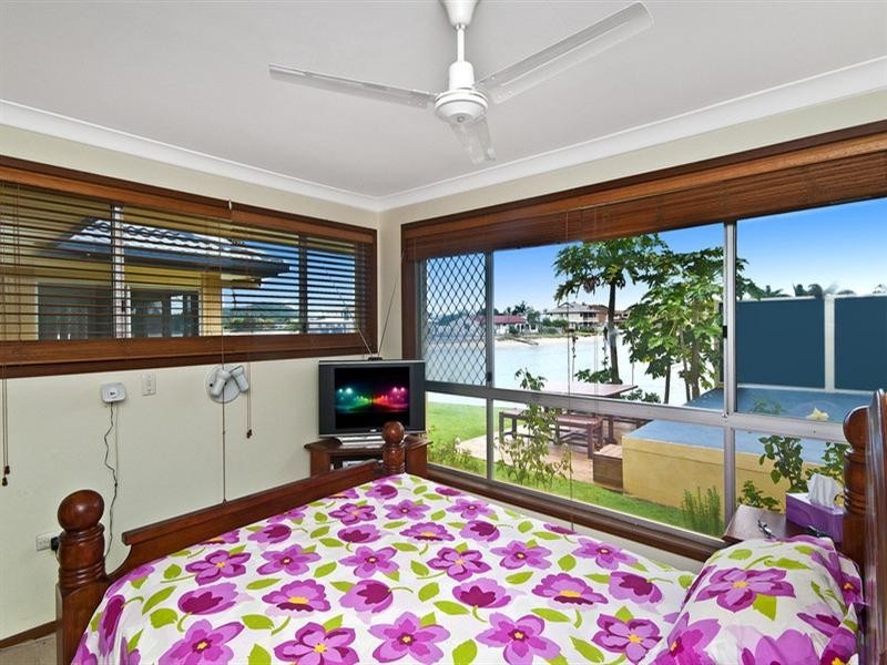 122 Mallawa Drive, Palm Beach QLD 4221