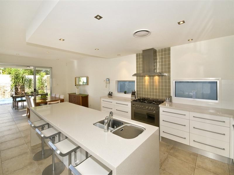 32 Fifteenth Avenue, Palm Beach QLD 4221