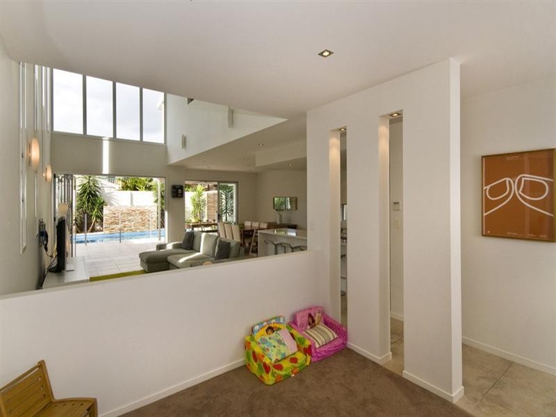 32 Fifteenth Avenue, Palm Beach QLD 4221
