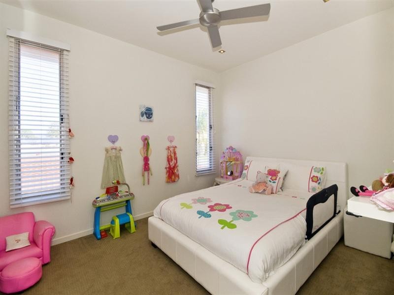 32 Fifteenth Avenue, Palm Beach QLD 4221