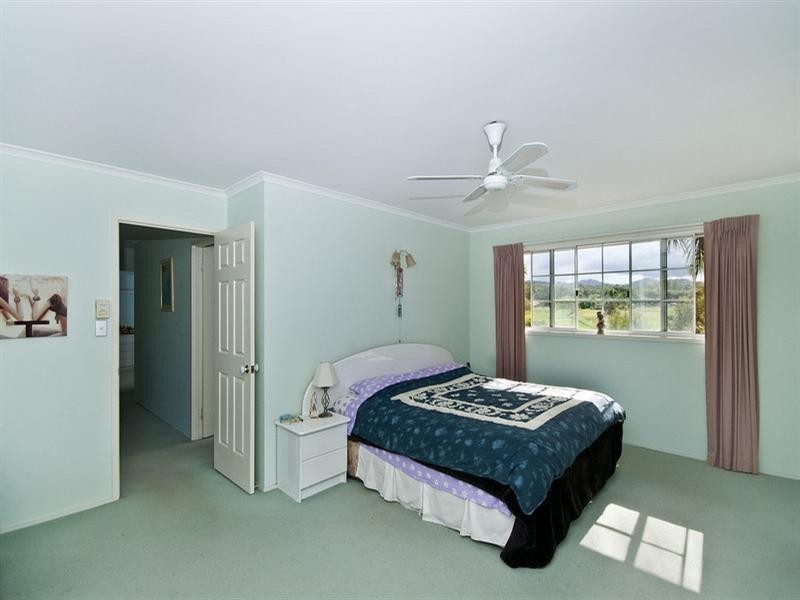 66 Valley Drive, Tallebudgera QLD 4228