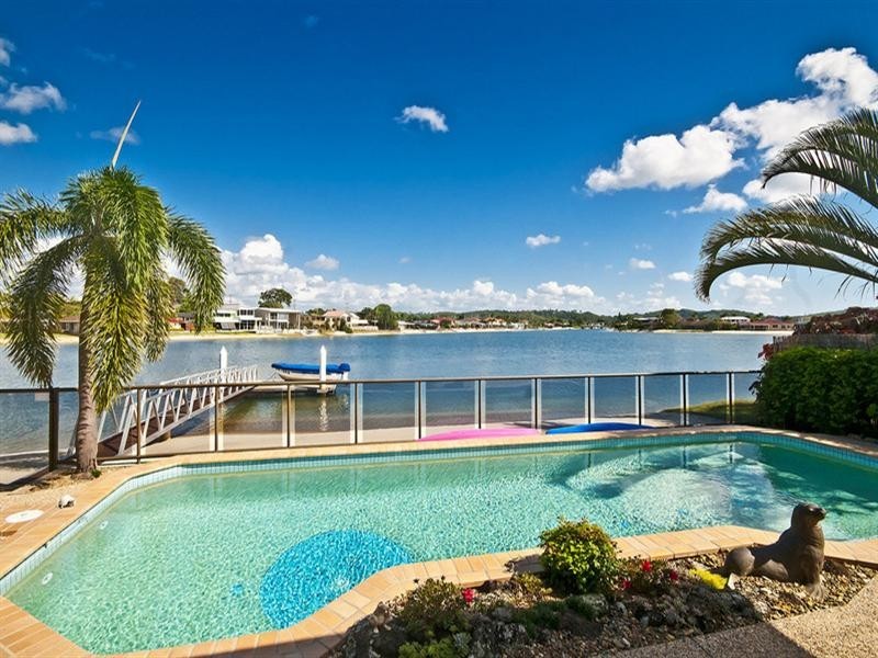 180 Tahiti Avenue, Palm Beach QLD 4221