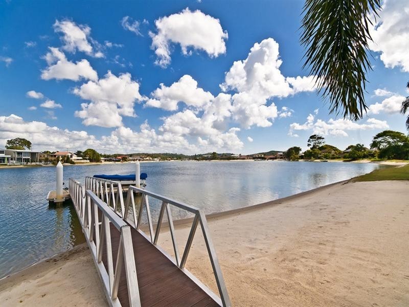 180 Tahiti Avenue, Palm Beach QLD 4221