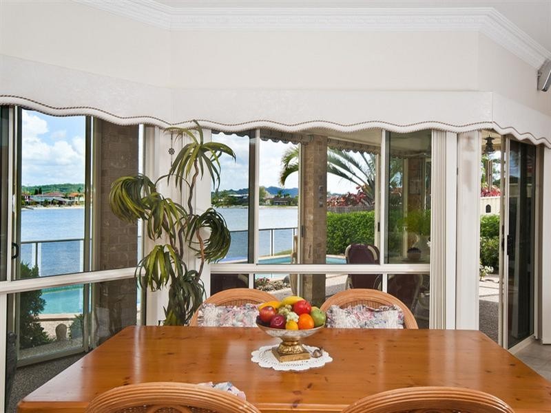 180 Tahiti Avenue, Palm Beach QLD 4221