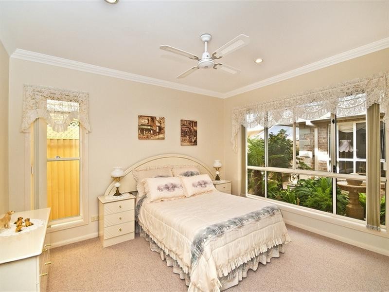 180 Tahiti Avenue, Palm Beach QLD 4221