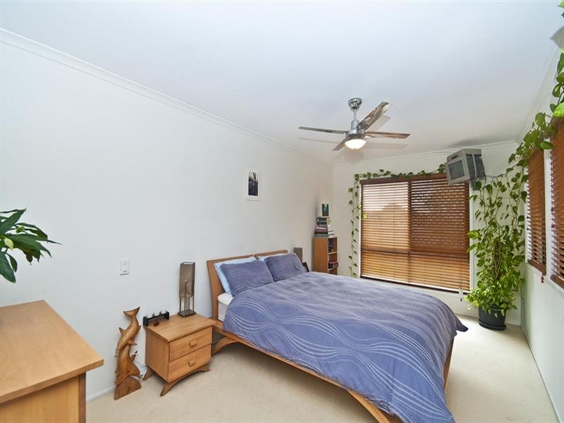 10 Peacock Place, Burleigh Waters QLD 4220