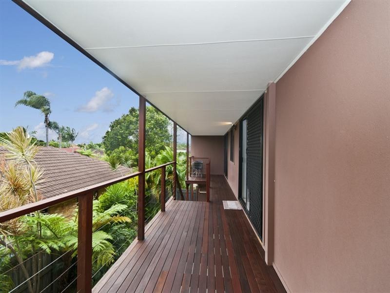 10 Peacock Place, Burleigh Waters QLD 4220