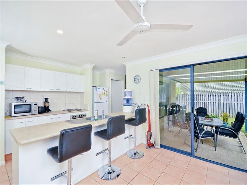 41 Tipuana Drive, Elanora QLD 4221