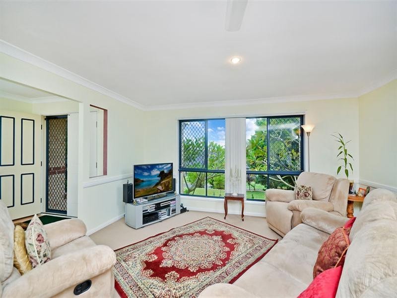41 Tipuana Drive, Elanora QLD 4221
