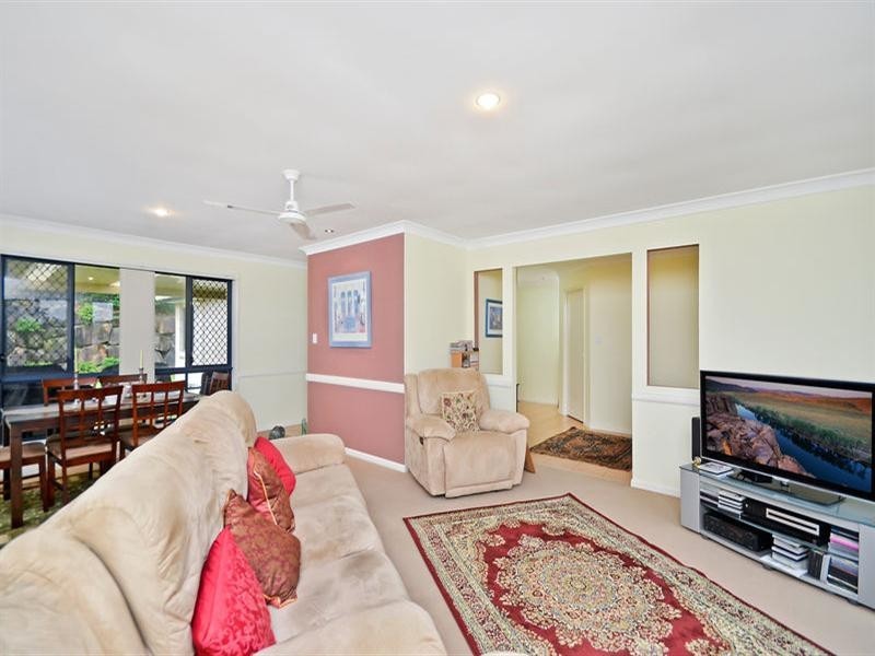 41 Tipuana Drive, Elanora QLD 4221