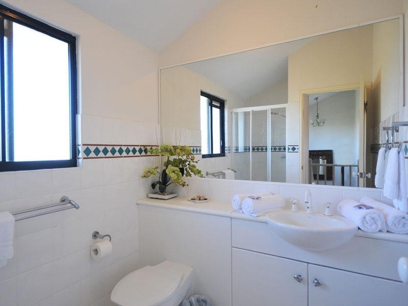 B28 Magic Mountain Resort, Miami QLD 4220