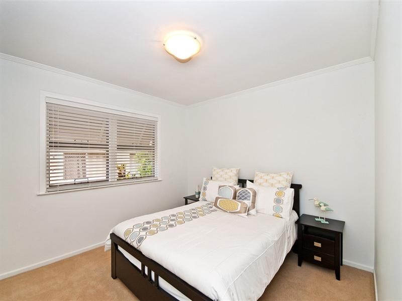 12 Morotai Avenue, Palm Beach QLD 4221