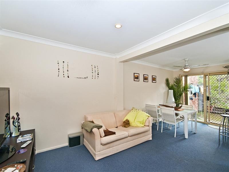 6/2 Simpsons Road, Currumbin Waters QLD 4223