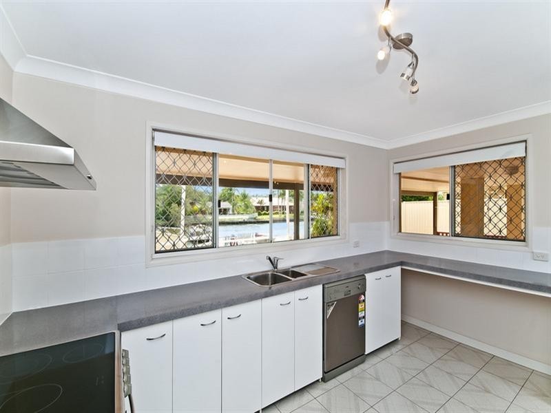 4 Tiller Court, Currumbin Waters QLD 4223