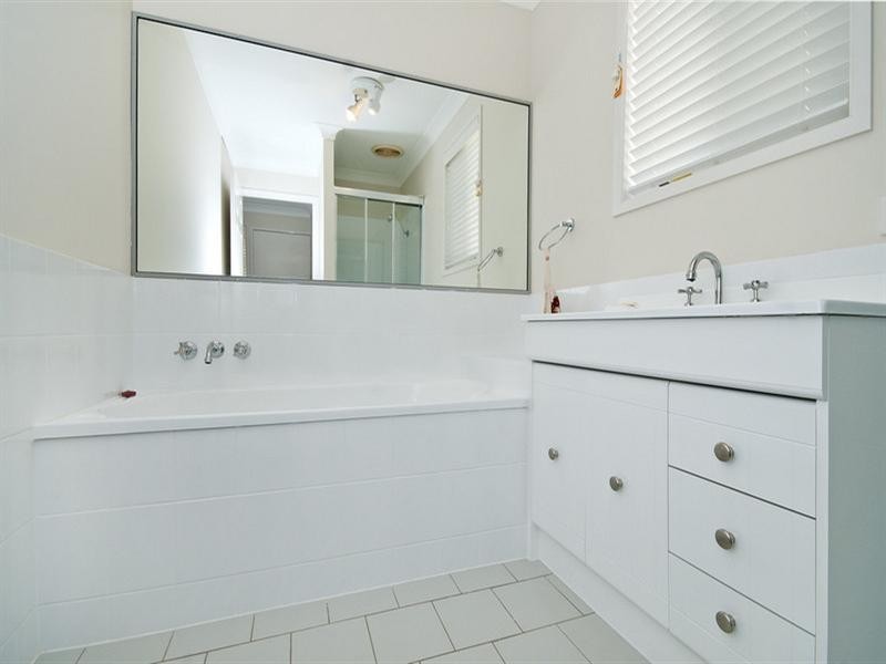 4 Tiller Court, Currumbin Waters QLD 4223