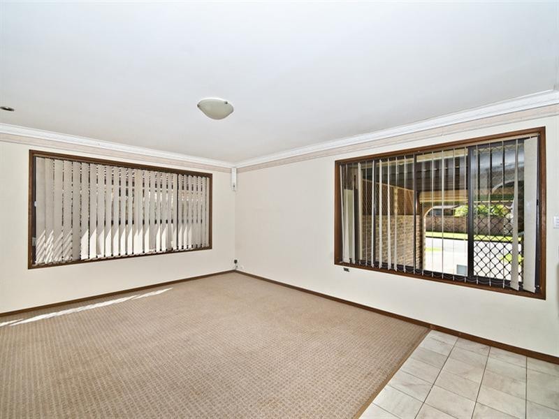 90 Japonica Drive, Palm Beach QLD 4221