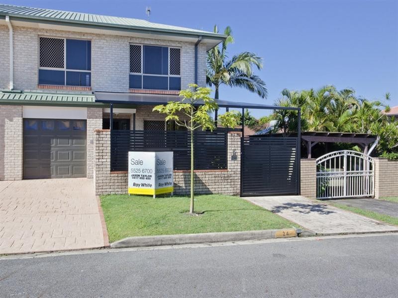 2/24 Thirteenth Avenue, Palm Beach QLD 4221