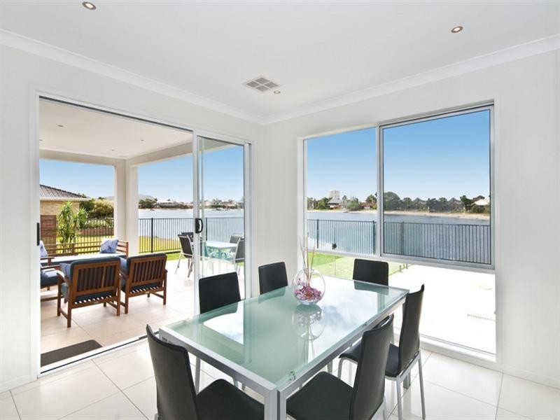 180 Mallawa Drive, Palm Beach QLD 4221