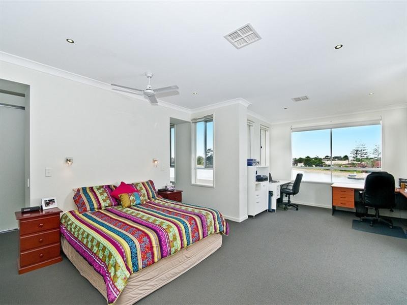 180 Mallawa Drive, Palm Beach QLD 4221