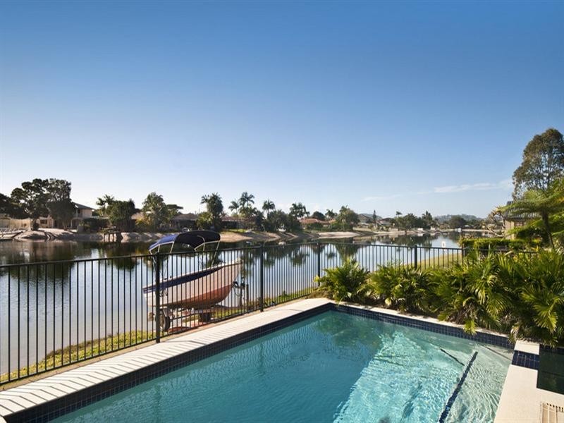 180 Mallawa Drive, Palm Beach QLD 4221