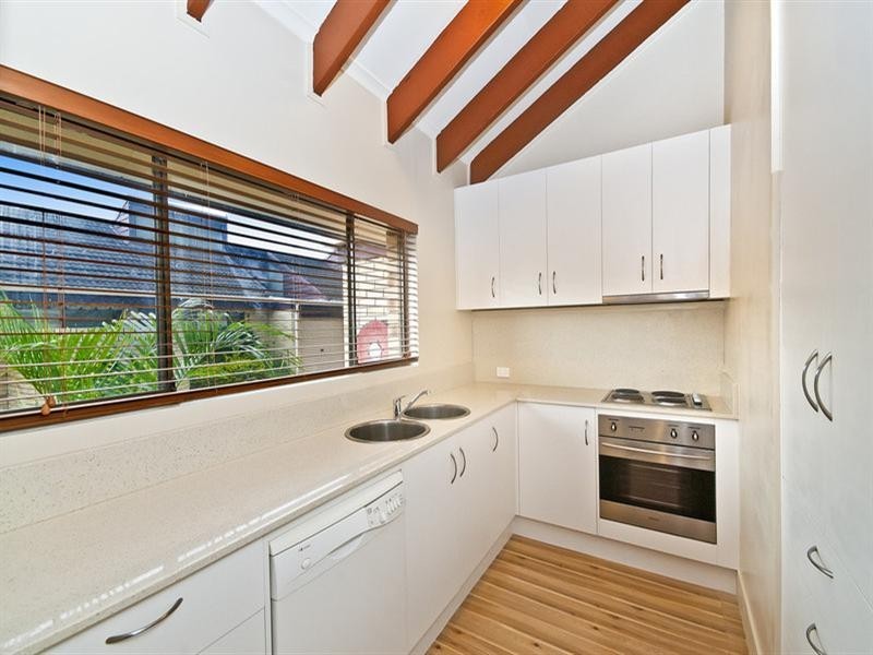 3/7 Lind Avenue, Palm Beach QLD 4221