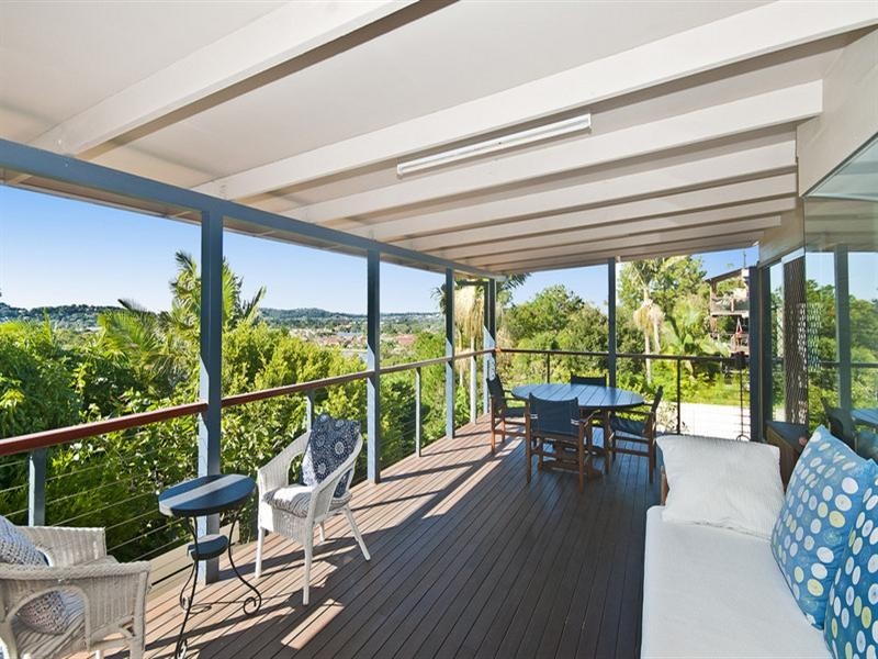 8 Doubleview Drive, Elanora QLD 4221